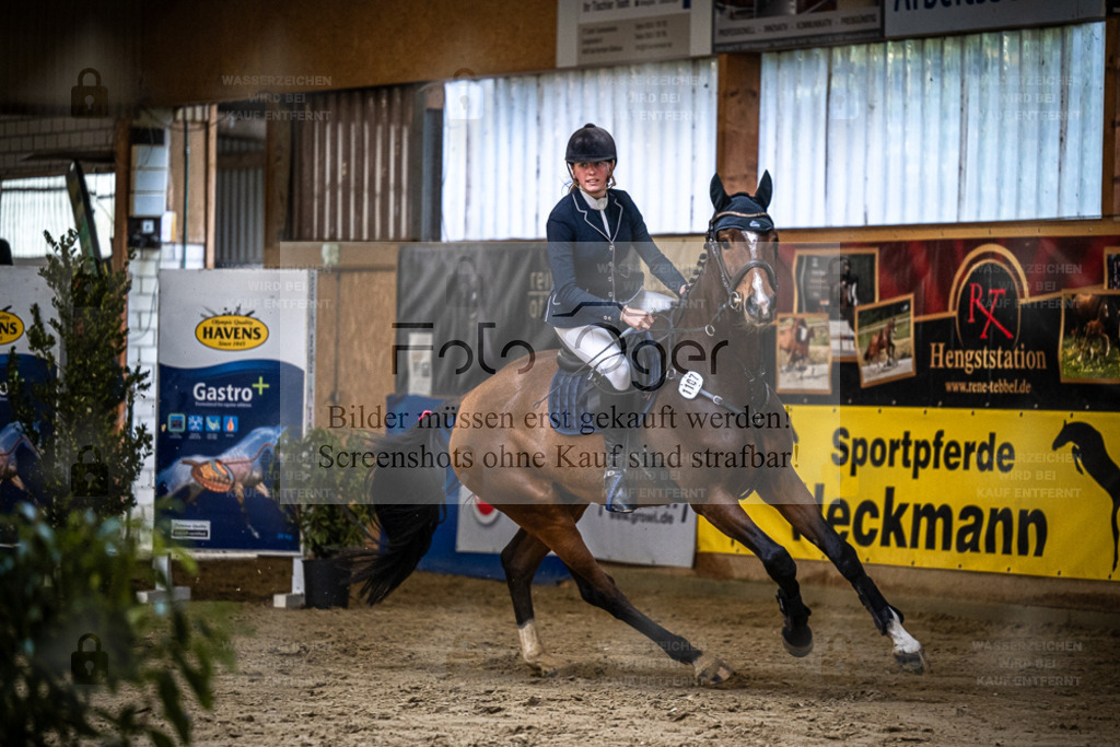 DOS_2249 | Entdecke hochwertige Reitturnierfotos von Foto Oger. Professionell, emotional und authentisch – jetzt Lieblingsmomente im Shop bestellen. - Realisiert mit Pictrs.com