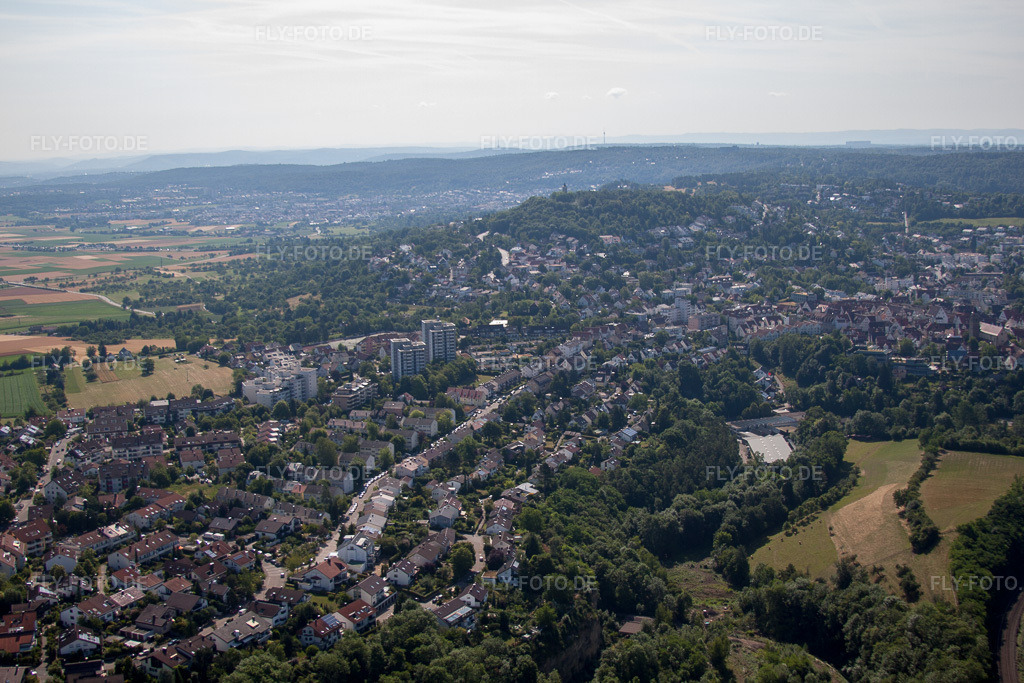 Luftbild: Heinrich-Längerer Straße in Leonberg im Bundesland Baden-Württemberg in Deutschland. Foto: IMG_70042.jpg vom 06.07.2014 durch Werner Riehm/FLY-FOTO.de