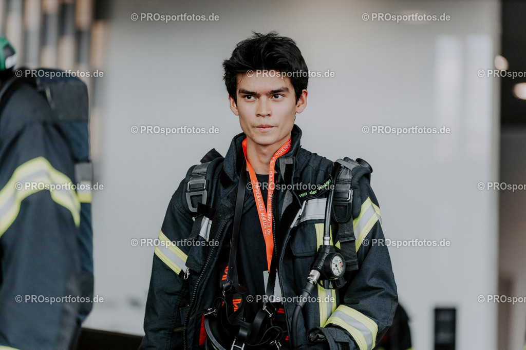 240825_Treppenlauf-343 | Professionelle Fotos Ihrer Laufsportveranstaltung.