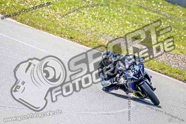 pubi4715 | Professionelle Fotos von Sportveranstaltungen, aber auch Hochzeiten und anderen Events. - Realisiert mit Pictrs.com