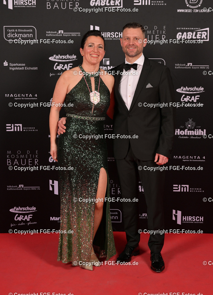 20240127-fge-fotos-0058 | Hofball der FGE am 27.01.2024 im Alten Stadttheater in Eichstätt. - Realisiert mit Pictrs.com