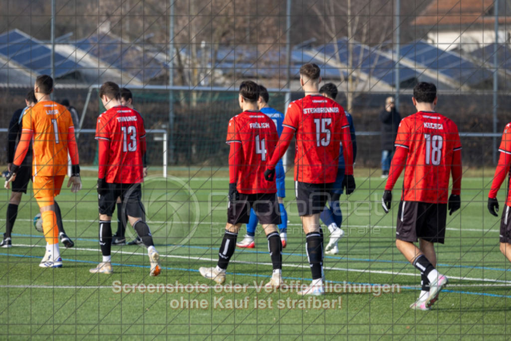 20260124_140109_0028 | #,1.Göppinger SV (rot) vs. Calcio Leinfelden-Echterdingen (blau), Fußball, Freundschaftsspiel, wfv, Saison 2025/2026, Kunstrasenplatz Nord, Hohenstaufenstr. 116, 73033 Göppingen, 24.01.2026 - 14:00 Uhr,Foto: PhotoPeet-Sportfotografie/Peter Harich