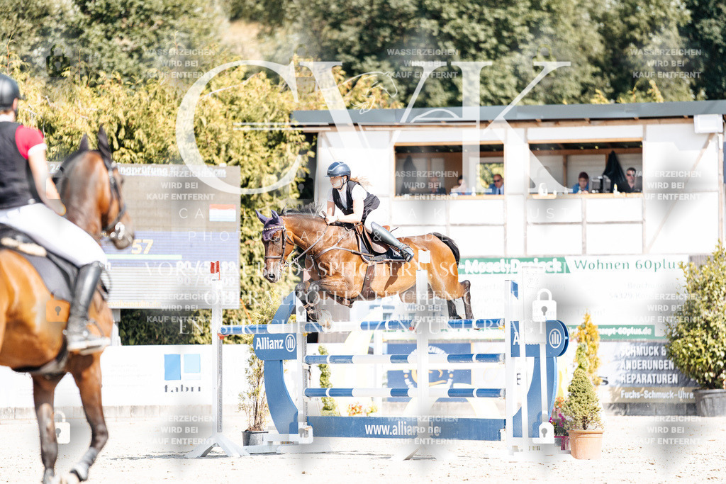 CK909116 | Turnierfotografie Pferdefotografie Trier Rheinland-Pfalz Pferdesport Reitsport Tierfotografie Sportfotografie Pferdevideo Pferdevideografie Equestrianvideography equestrianphotography  - Realisiert mit Pictrs.com