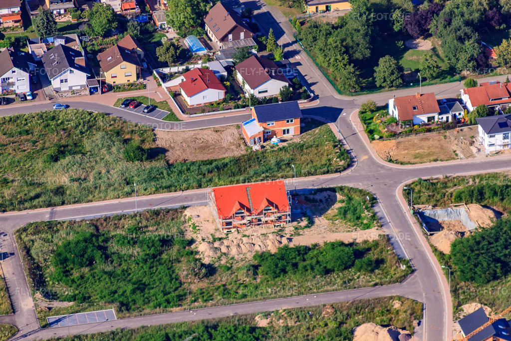 Luftbild: Vogelring, Danziger Straße in Jockgrim im Bundesland Rheinland-Pfalz in Deutschland. Foto: IMG_42531.jpg vom 27.06.2011 durch Werner Riehm/FLY-FOTO.de