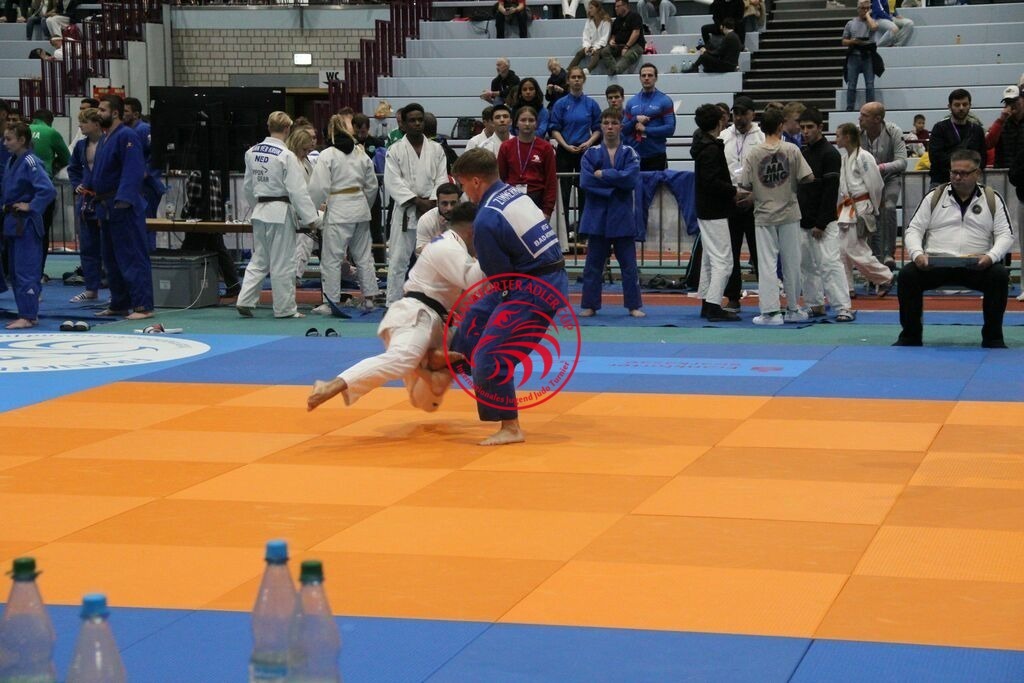 IMG_3947 | Fotos vom Adler Cup - Pictures from Adler Cup

Hier findet Ihr alle Eindrücke und großen Momente der Adler Cup Wochenenden. Here you will find all impressions and great moments of the Adler Cup weekends. - Realisiert mit Pictrs.com