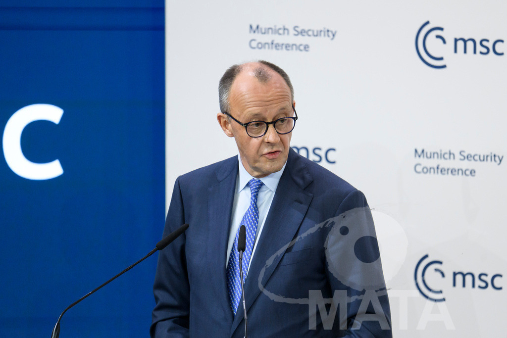 _DWA4621 | MATA IndoCon - Realisiert mit Pictrs.com