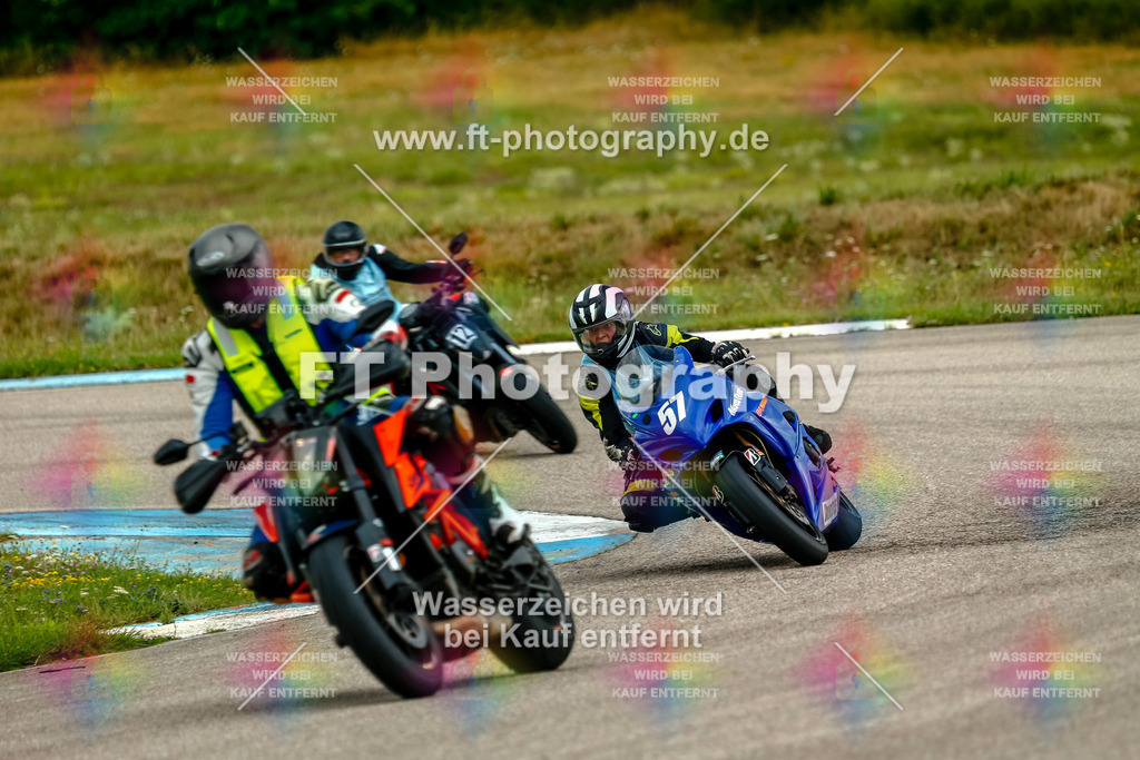 Chambley Juli-3181 | Hier findet Ihr Bilder von Touristenfahrten auf der Nürburgring Nordschleife oder von anderen Veranstaltungen die ich besucht habe. Viel Spass beim Durch Schauen 