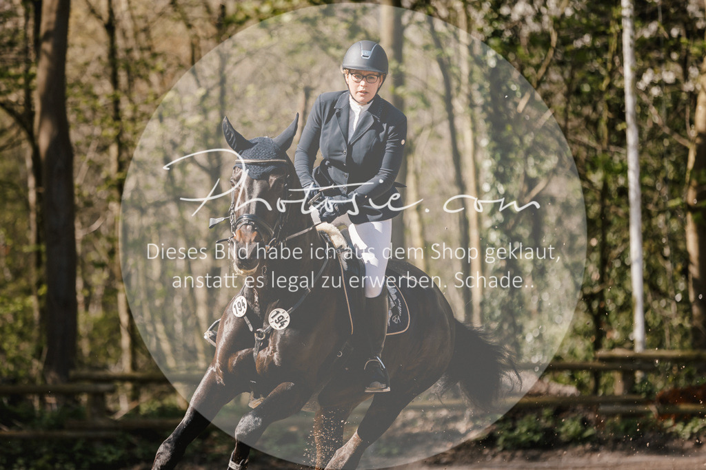 3I6A3967 | Stimmungsvolle Portraits und Reitsportfotografie im Ruhrgebiet und im Münsterland.

Pferdefotografie, Hundefotografie, Tierfotografie, Reportagen, Portraits von Tier und Mensch, Turnierfotografie in Bochum, Recklinghausen, Marl, Haltern am See, Dülmen.. - Realisiert mit Pictrs.com