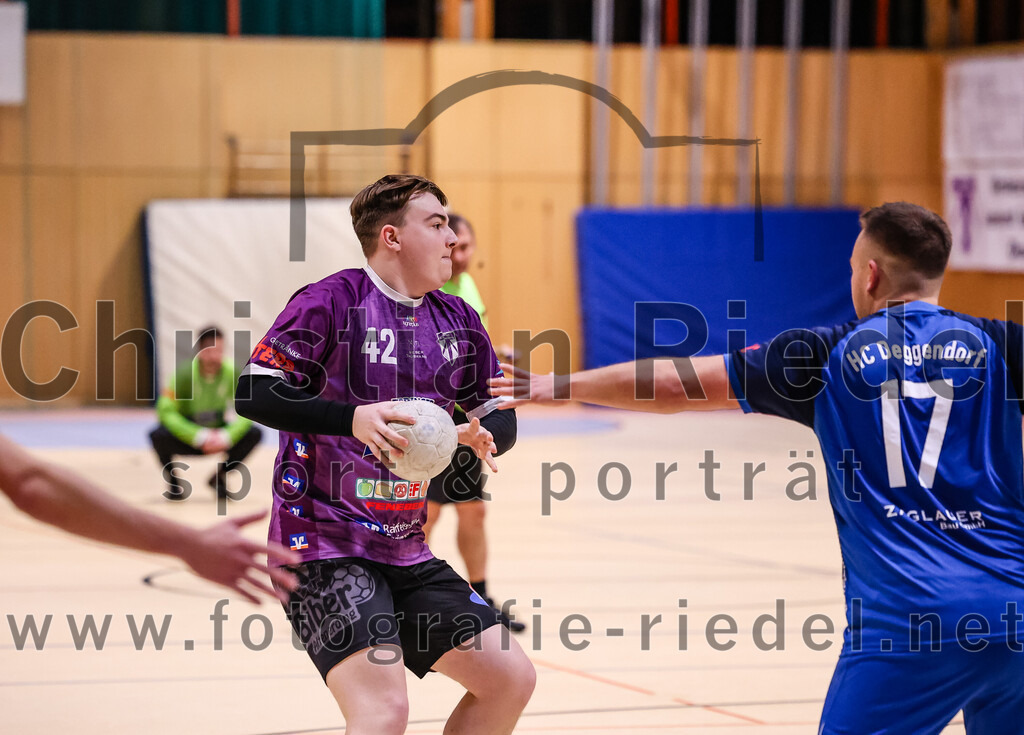 2024-11-09_034_SpVgg_Altenerding_II_gegen_HC_Deggendorf | Erding, Deutschland, 09.11.2024:Handball, Bezirksliga Männer Ost 2024 / 2025, 4. Spieltag, SpVgg Altenerding II gegen HC Deggendorf, Endergebnis: 25:24Foto: Christian Riedel / fotografie-riedel.net