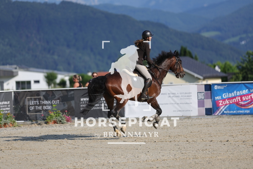 0P6A6641 | Willkommen bei Brunnmayr - Design & Fotografie – Ihrem Spezialisten für Reitturniere und Pferdeveranstaltungen in Oberösterreich, Salzburg und Bayern! Seit über 17 Jahren sind wir leidenschaftlich dabei.