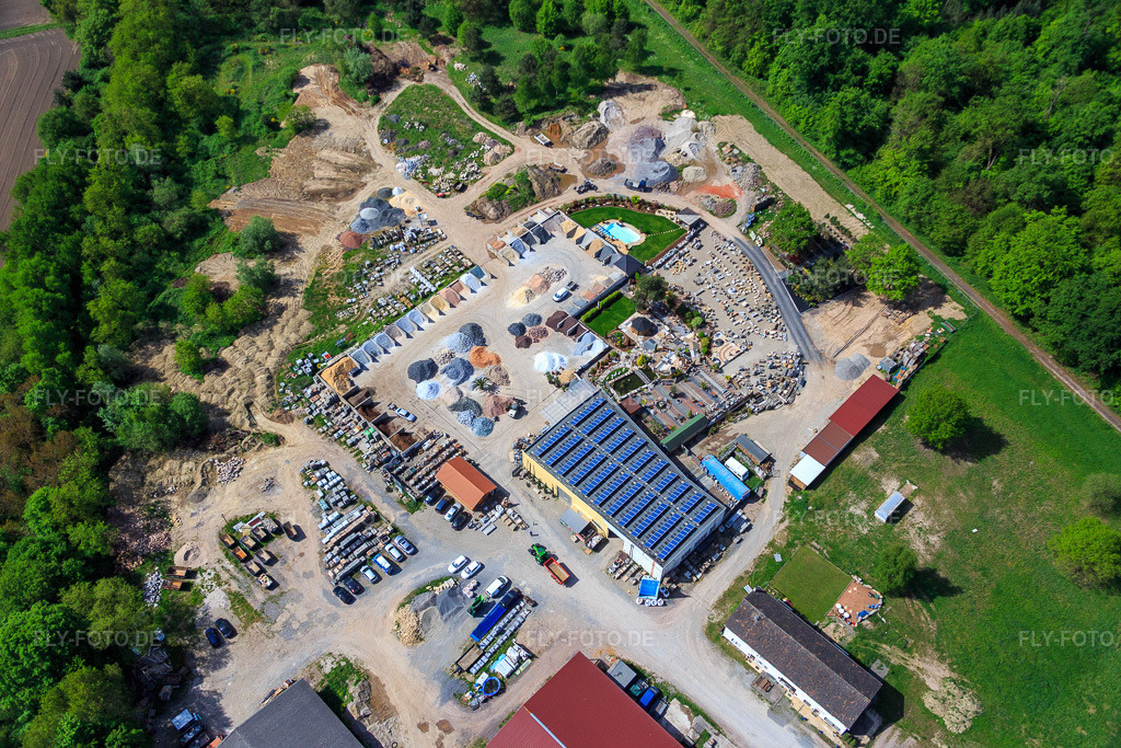 Luftbild: Palatinum Landschafts u. Gartendesign in Hagenbach im Bundesland Rheinland-Pfalz in Deutschland. Foto: IMG_078422.jpg vom 08.05.2015 durch Werner Riehm/FLY-FOTO.dePalatinum