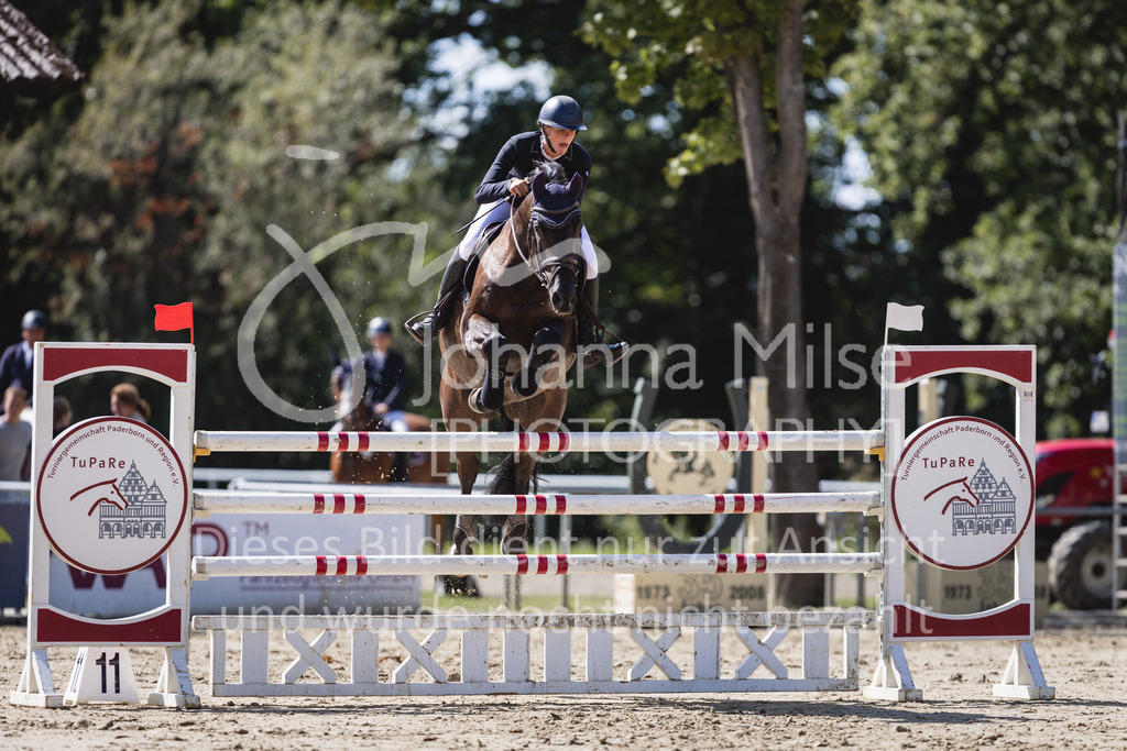 230826_Delbrueck_M2-Spr-822 | Deine schönsten Turniermomente als professionelle Fotos! Entdecke hochwertige Pferdesport-Fotografie im Online-Shop. Jetzt Fotos finden & bestellen!