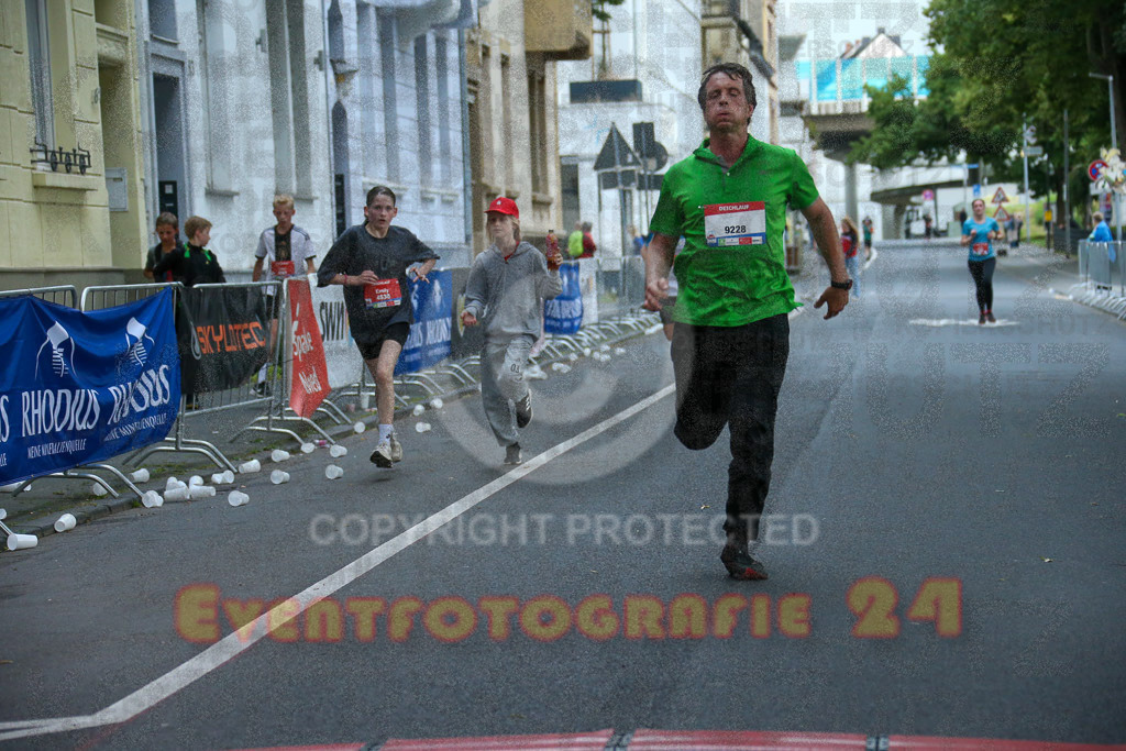 240614_2015_EX1_6598 | Sportfotografie im Rhein-Sieg Kreis, Köln, Bonn, NRW, Rheinland Pfalz, Hessen, etc. Unser Tätigkeitsfeld umfasst den Laufsport vom Volkslauf über den Marathon, Duathlon, Triathon bis zum Ultralauf wie Kölnpfad Ultra oder Schindertrail.