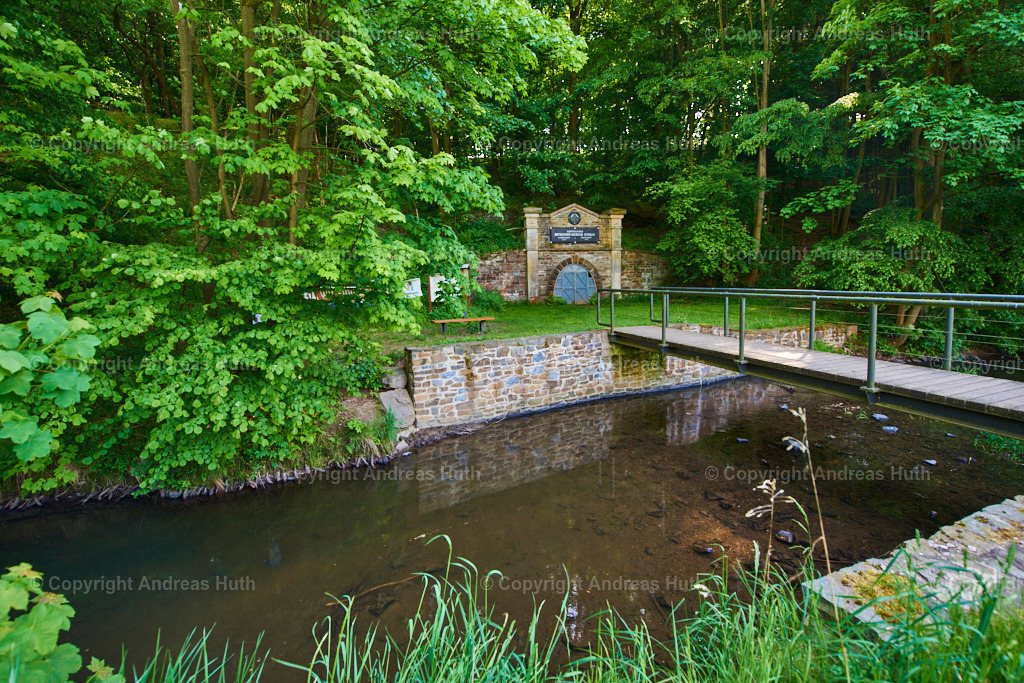 Am Hauptmundloch des Rothschönberger Stolln (UNESCO-Welterbe) 01 | Bedeutsame Landschaften Deutschlands - Realisiert mit Pictrs.com