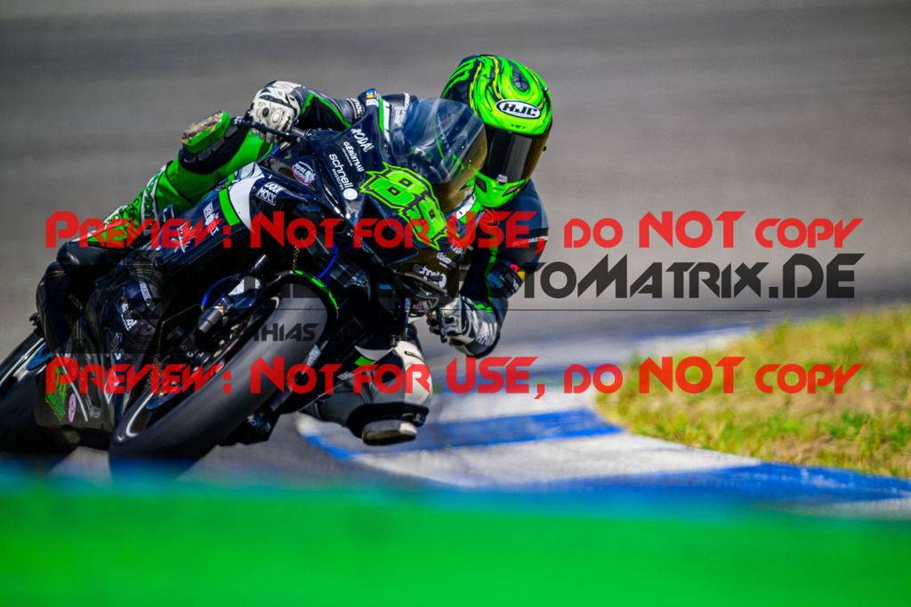 MaZZes_Fotomatrix_20250628_6007705_5339-2 | WEISS