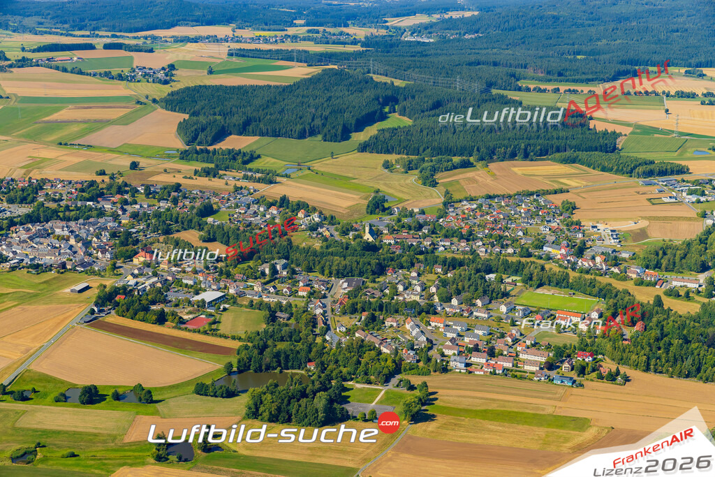 Luftaufnahme von  Marktleuthen - Die Luftaufnahme wurde 2025 vom UL-Flugzeug heraus erstellt ( keine Drohne ) - Hochauflösende Luftaufnahme - für professionelle Ausdrucke geeignet. Die Geschenkidee !Mit Lizenz und Bildrechte bestellbar