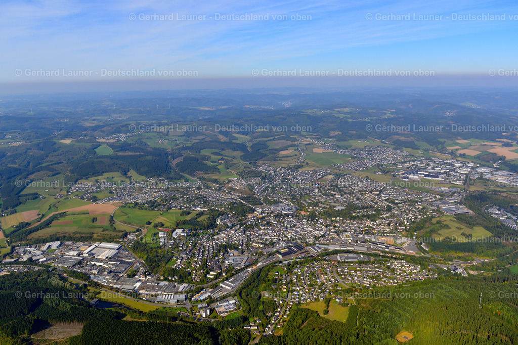 3390894 | Online-Shop für Luftbilder aus Deutschland. Seit über 45 Jahren baut Gerhard Launer das Luftbildarchiv mit unterschiedlichsten Themen stetig weiter aus.