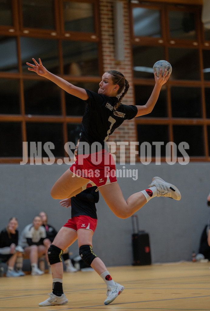 Handball I Frauen I Saison 2025-2026 I Landesliga HR West I 10. Spieltag I TuS Frisia Goldenstedt - SV Falke Steinfeld I 416 | jns.sportfotos - Realisiert mit Pictrs.com