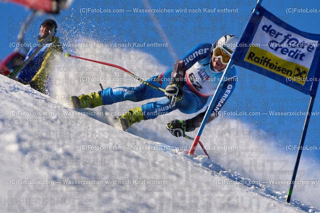 ALP4146_MASTERS-Cup_GS-A Herrn_Weiler Bernd | (C)FotoLois.com, Alois Spandl. FIS Masters-Cup Wildschönau, Giant Slalom auf der Piste Schatzberg GS, Siegerehrung auf dem Dorfplatz Niederau, Sa 13. Januar 2024.