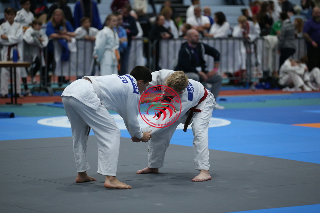 AT3Y1864 | Fotos vom Adler Cup - Pictures from Adler Cup

Hier findet Ihr alle Eindrücke und großen Momente der Adler Cup Wochenenden. Here you will find all impressions and great moments of the Adler Cup weekends. - Realisiert mit Pictrs.com