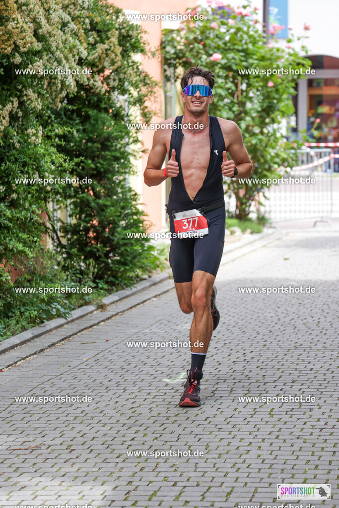 KSZ_9486 | Stadttriathlon Erding 2025. #yourpictrs #sportshot_your_pictrs @Sportshotphotography #stadttriathlonerding Copyright: www.sportshot.de