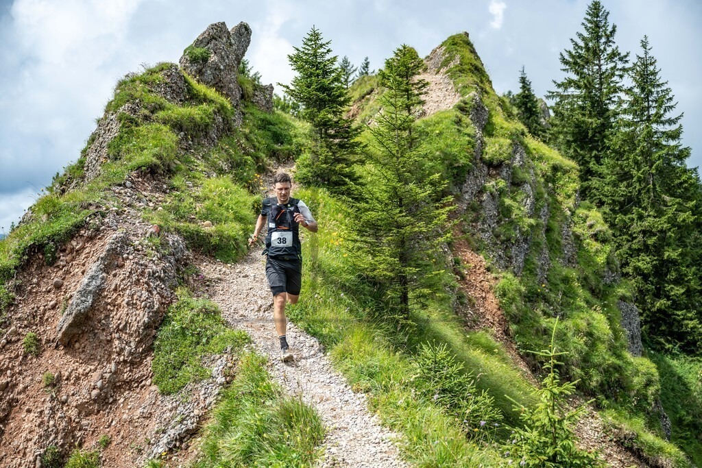 35. Gebirgsmarathon | 35. Gebirgsmarathon 2024 am 03.08.2024 in Immenstadt. Einer der anspruchsvollsten​und ältesten Bergläufe​Deutschlands im Naturpark Nagelfluhkette!(Foto: Dominik Berchtold/www.dberchtold.com)Instagram: @d_berchtold_foto 