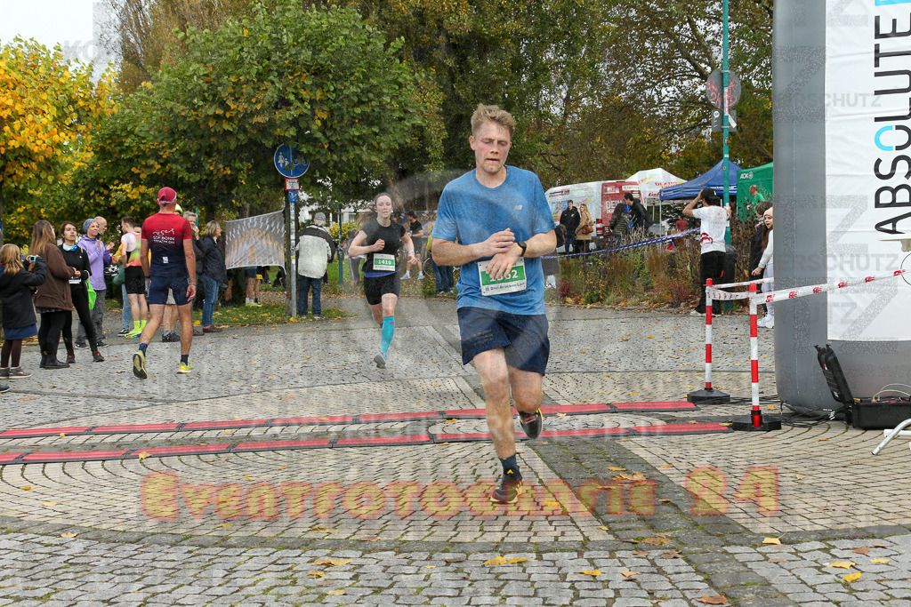 241020_1102_EX1_0734 | Sportfotografie im Rhein-Sieg Kreis, Köln, Bonn, NRW, Rheinland Pfalz, Hessen, etc. Unser Tätigkeitsfeld umfasst den Laufsport vom Volkslauf über den Marathon, Duathlon, Triathon bis zum Ultralauf wie Kölnpfad Ultra oder Schindertrail.