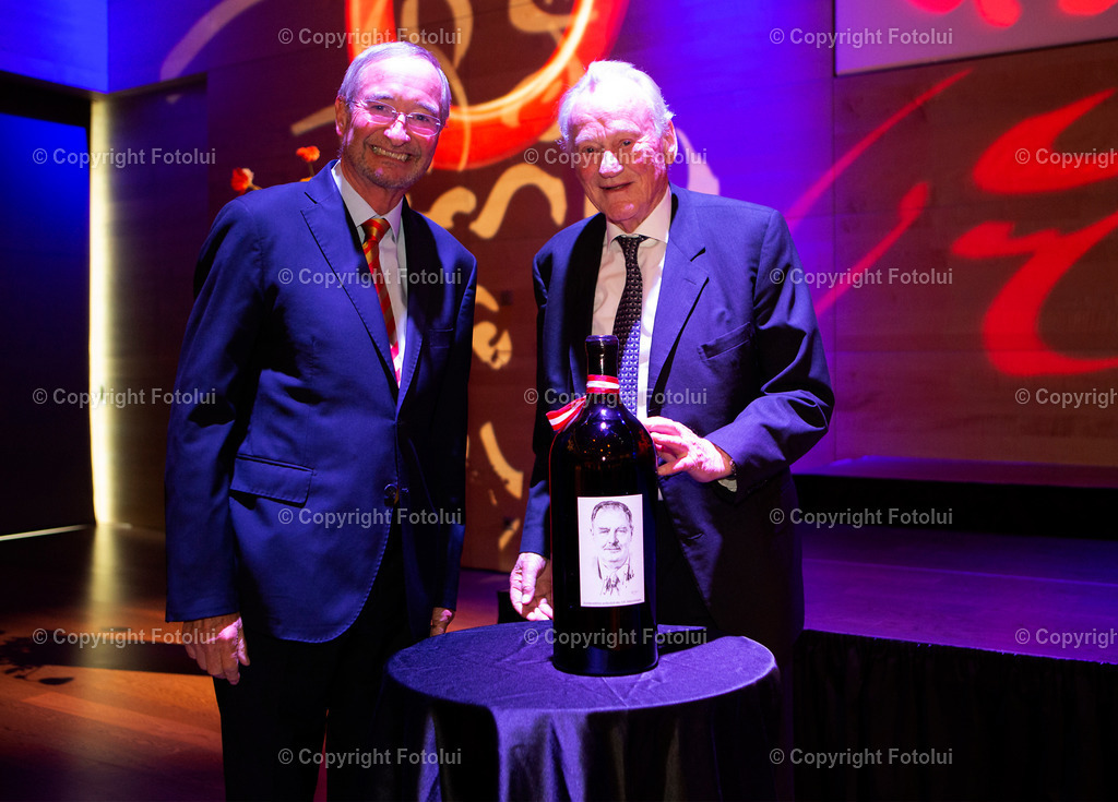 OBERBANKDRBELL_56 | bilder, linz, photo, foto, fussball, sport, fotolui, bundesliga