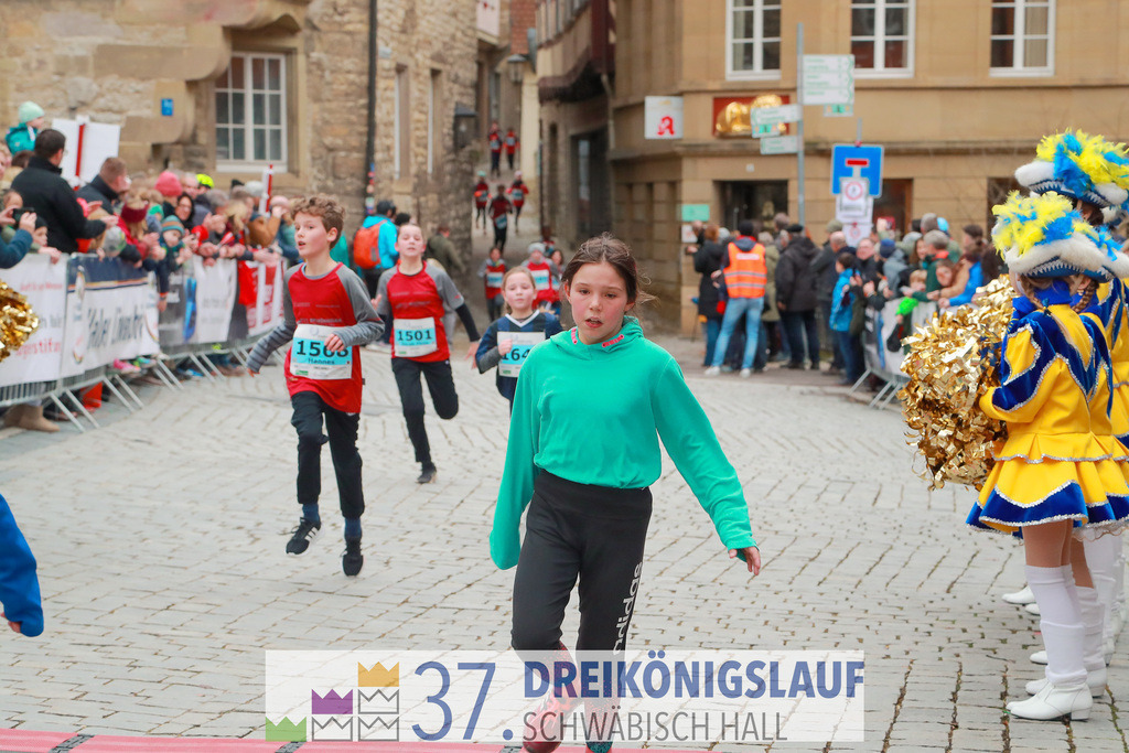 Stadtwerke Jugendlauf 1700m | 3 Koenigslauf 2023 - Realisiert mit Pictrs.com