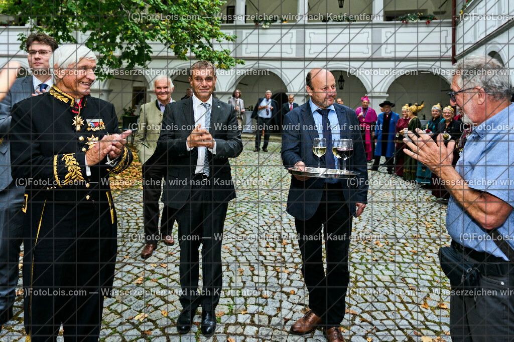 ALP3374_Jeanne de Ferrette_Hildebrand-Erber-Aigner-Walgenwitz | (C)FotoLois.com, Alois Spandl, 700stes Hochzeitsjubiläum - Albrecht II. mit Johanna von Pfirt in Thann (FR) im März 2024. Empfang des Organistionskommitees aus der Region Ferrette (Pfirt)/Thann aus dem Elsass mit Empfang durch die Stadtgemeinde und Bezirkshauptmannschaft Scheibbs im Schloss Scheibbs und anschließender Kranzniederlegung in der Kartausenkirche über der Krypta des Gründerehepaares durch Mitglieder des Templer Ordens im Beisein von Mitgliedern der Goldhaubengruppen, Fr 22. September 2023.