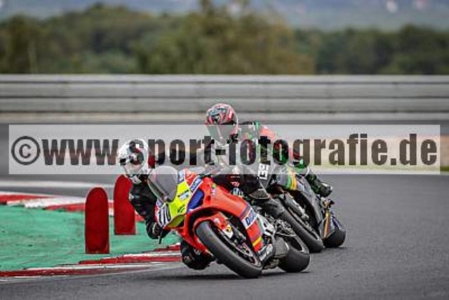 pube5585 | Professionelle Fotos von Sportveranstaltungen, aber auch Hochzeiten und anderen Events. - Realisiert mit Pictrs.com