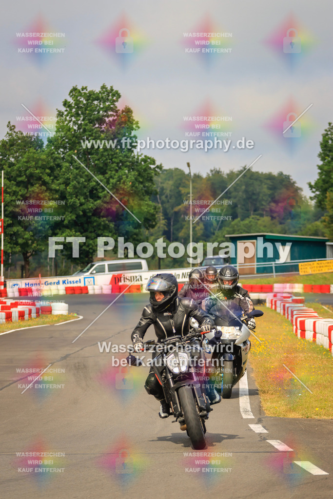 _DSK2292 | Hier findet Ihr Bilder von Touristenfahrten auf der Nürburgring Nordschleife oder von anderen Veranstaltungen die ich besucht habe. Viel Spass beim Durch Schauen 