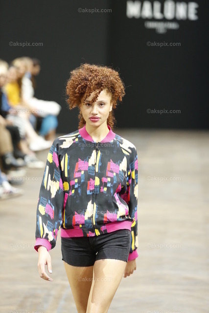 Malūne by Frida Weyer auf der  MBFW Spring/Summer 2023 | Mercedes-Benz Fashion Week (MBFW)  Frühling / Sommer 2023 im Hotel Telegraphenamt Berlin in Berlin-Mitte. Die Kollektionen von Malūne by Frida Weyer auf der MBFW Spring/Summer 2023. Das Bild zeigt Models mit der Kollektion von Malūne by Frida Weyer.