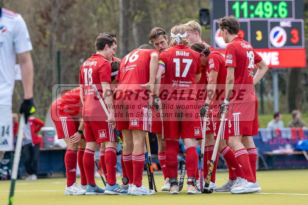 SFE_20260321_0030 | Köln, Deutschland, 21.03.26: Feldhockey 1. Bundesliga Herren zwischen Rot-Weiss Köln - Mannheimer HC im REWE Sportpark am 21.03.2026 in Köln, Deutschland. (Foto von Stephan Fehrmann)Köln, Germany, 21.03.26: Feldhockey 1. Bundesliga Herren between Rot-Weiss Köln - Mannheimer HC in REWE Sportpark at 21.03.2026 in Köln, Deutschland. (Foto from Stephan Fehrmann)