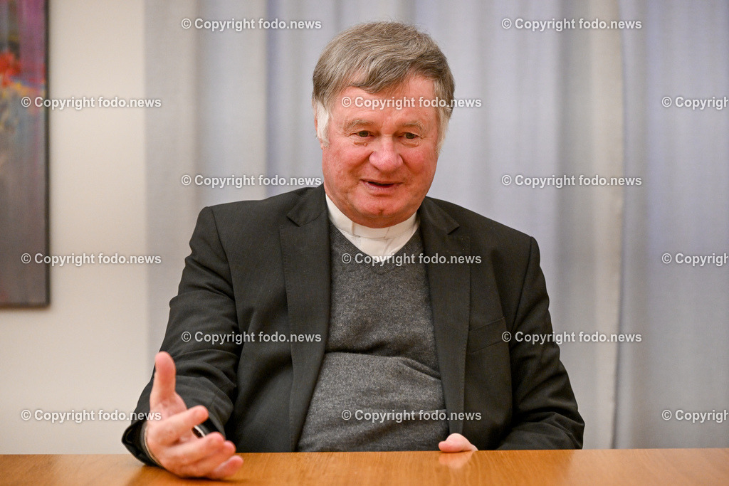 Manfred Scheuer (Bischof der Dioezese Linz)_ 20.12.2023-10 | 20.12.2023, Bischofshof Linz, AUT, Manfred Scheuer (Bischof der Dioezese Linz), im Bild Manfred Scheuer (14. Bischof der Dioezese Linz, Dioezesanbischof der Katholischen Kirche in Oberoesterreich)