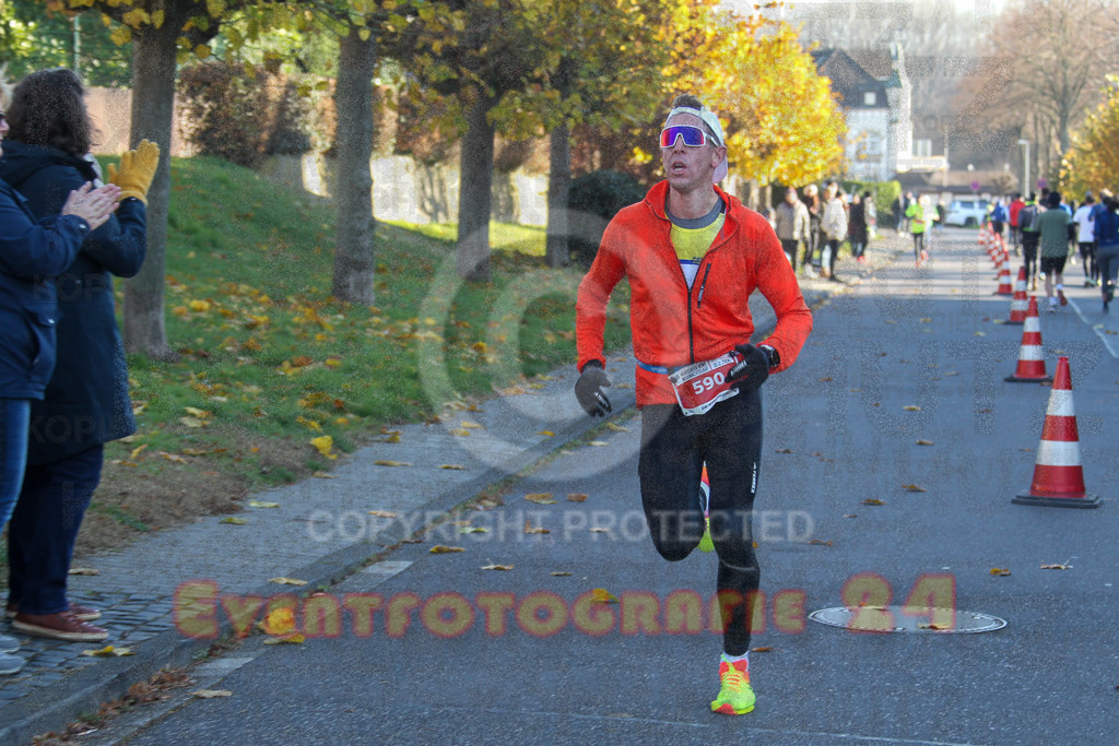 241201_1214_EV4_1957 | Sportfotografie im Rhein-Sieg Kreis, Köln, Bonn, NRW, Rheinland Pfalz, Hessen, etc. Unser Tätigkeitsfeld umfasst den Laufsport vom Volkslauf über den Marathon, Duathlon, Triathon bis zum Ultralauf wie Kölnpfad Ultra oder Schindertrail.