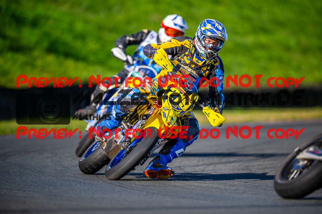 MaZZes_FotoMatrix_230930_2247 | S2