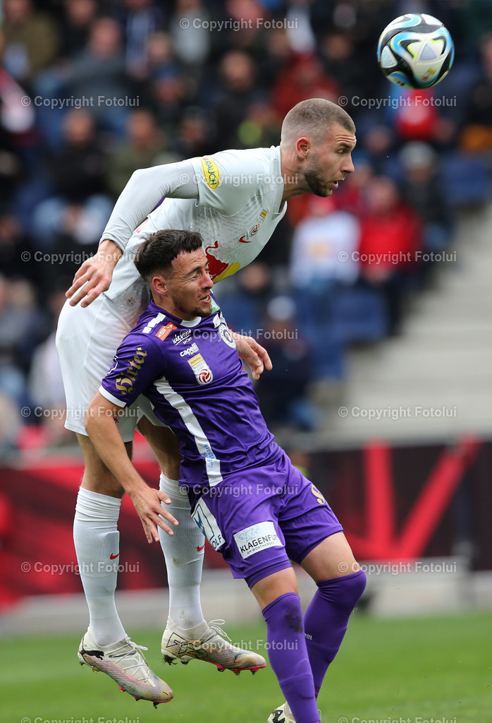 A_LUI_21042024_10 | SPORT,FUSSBALL.ADMIRAL BUNDESLIGA RED BULL SALZBURG-AUSTRIA KLAGENFURT. 21.04.2024 IM BILD: STRAHINJA PAVLOVIC (SALZBURG) UND SINAN KARWEINA  (KLAGENFURT) FOTO.FOTOLUI/MW