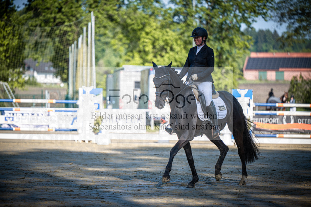 DOS_0630 | Reitturnier Venne - Realisiert mit Pictrs.com