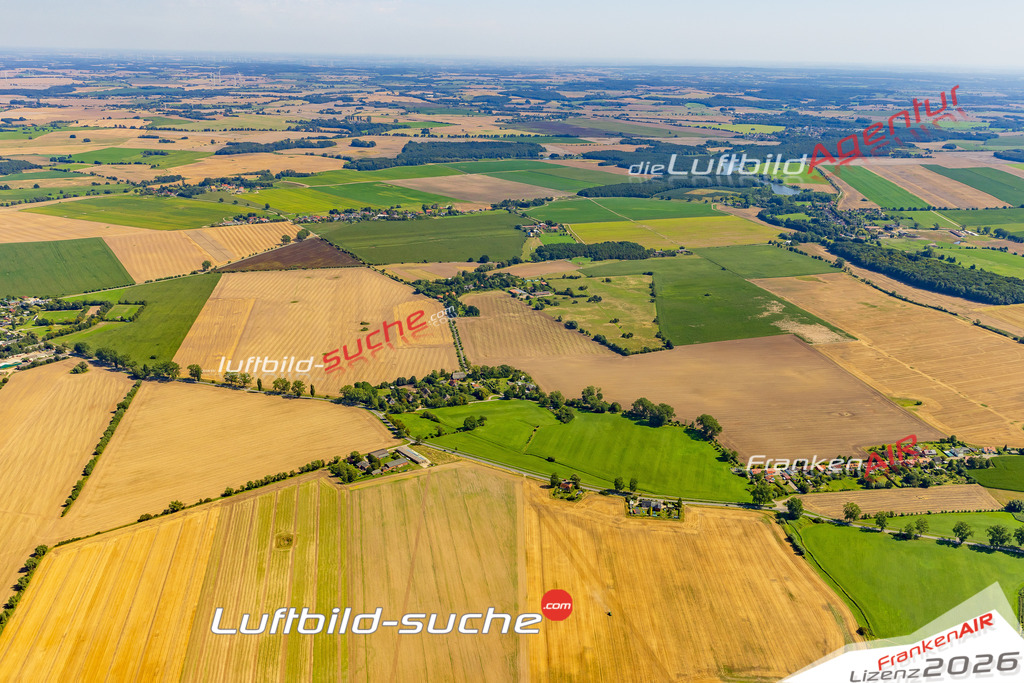 Wodorf Blowatz Bild- Das Luftbild wurde 2025 vom UL-Flugzeug heraus erstellt ( keine Drohne bzw. Drohnenaufnahme ) - Hochauflösende Luftaufnahme -Nicht vergleichbar mit Google Maps oder Satelittenbilder- Die Geschenkidee !Mit Lizenz und Bildrechte bestellbar - CC