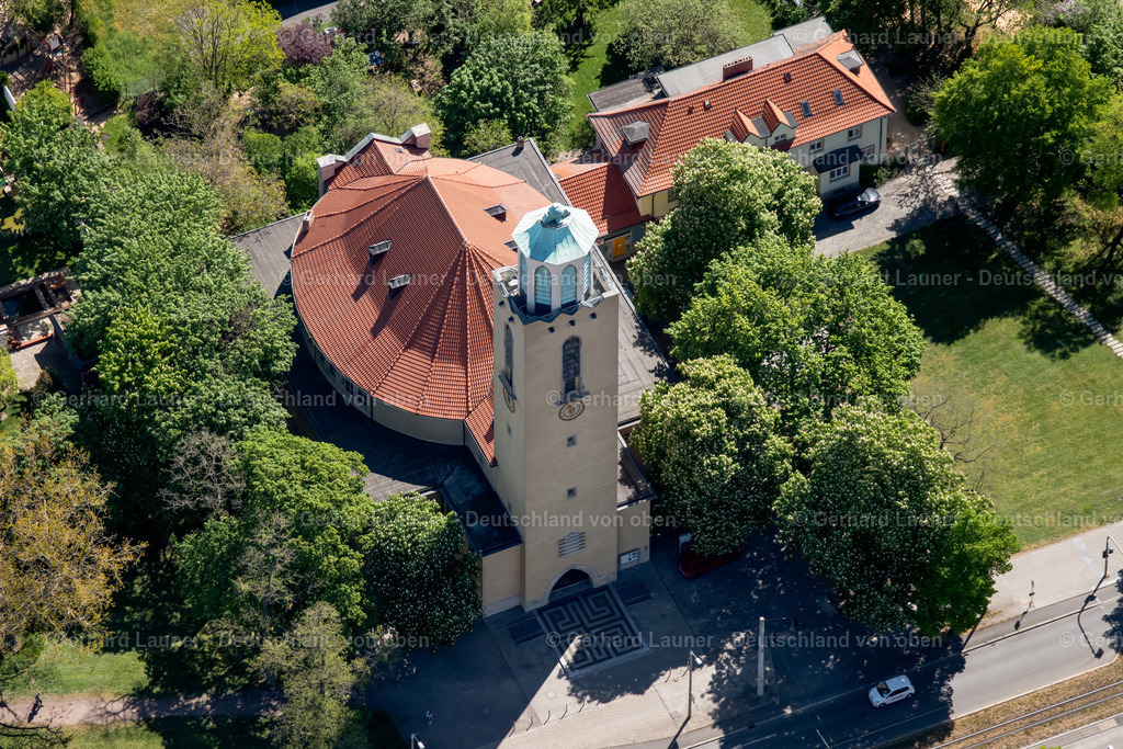 4026666 | ERFURT 07.05.2020 Kirchengebäude " Lutherkirche " der Evangelische Kirchengemeinde Martini-Luther im Ortsteil Andreasvorstadt in Erfurt im Bundesland Thüringen, Deutschland. Weiterführende Informationen bei: Evangelische Kirchengemeinde Martini-Luther. // Church building " Lutherkirche " in the district Andreasvorstadt in Erfurt in the state Thuringia, Germany. Further information at: Evangelische Kirchengemeinde Martini-Luther. Foto: Gerhard Launer