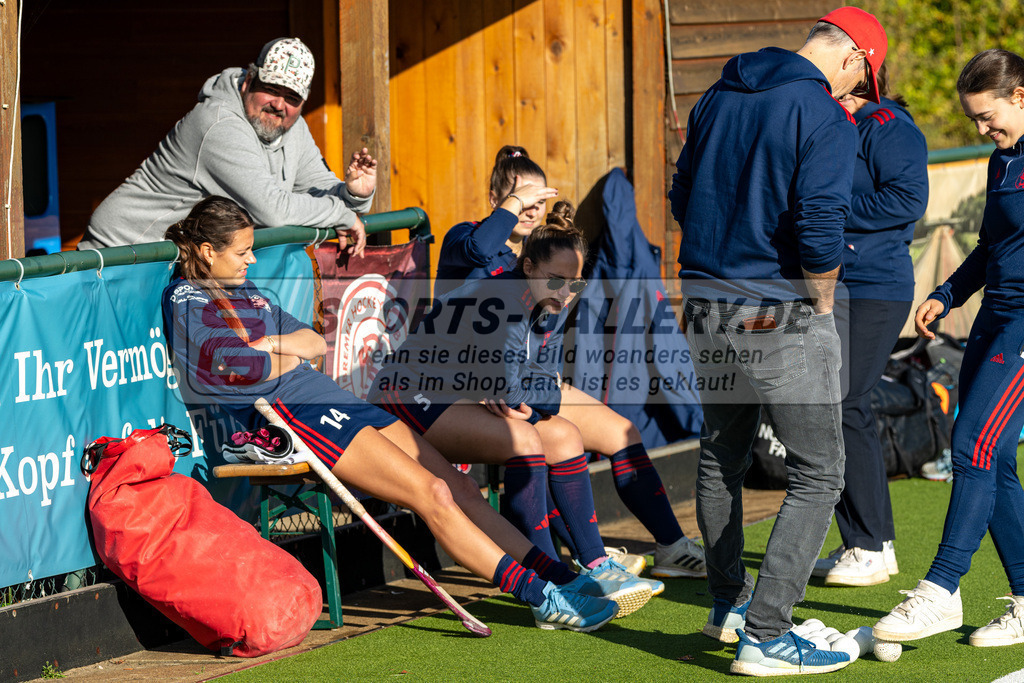 BHC Damen - DHC 3-4 3.11.24 SG-5238 | Hockey,Sport,Fieldhockey,1.Bundesliga,2.Bundesliga,Sportfotografie,Shop,Sportphotography,Feldhockey,Hockeyliga