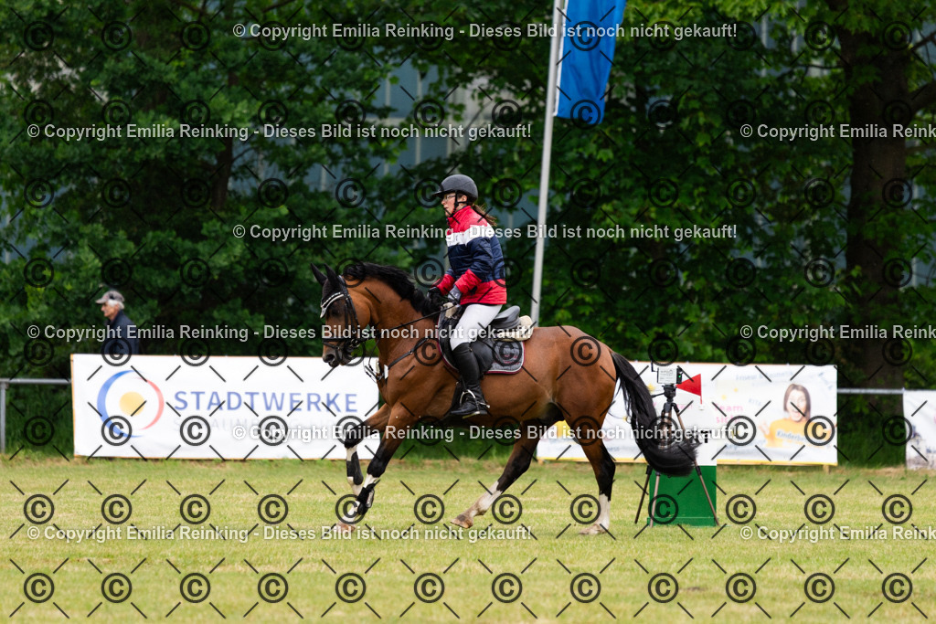 CL5A5520 | Emilia Reinking Fotografie - Realisiert mit Pictrs.com