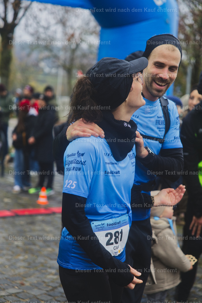 cineathletes-huegelland-2025-11-09-12-41-06 | Sportfotografie rund um Obstacle Course Racing und Trail Run - Realisiert mit Pictrs.com
