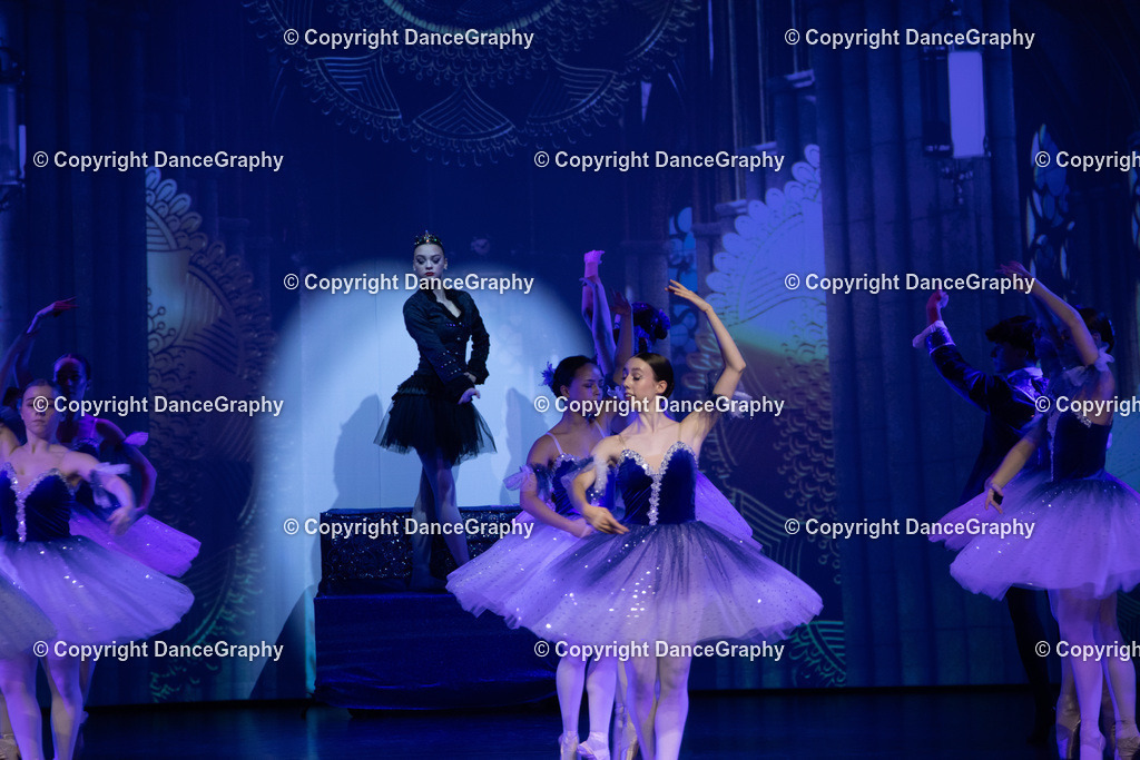 GPHY1647 | DanceGraphy - Realisiert mit Pictrs.com