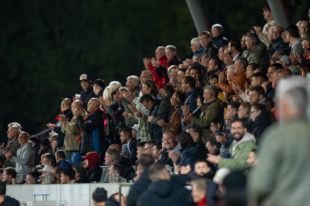 SG Sonnenhof Großaspach vs. SGV Freiberg, Fussball, Regionalliga Suedwest, 30. Spieltag, 22.04.2026 | Zuschauer,SG Sonnenhof Großaspach vs. SGV Freiberg, Fussball, Regionalliga Suedwest, 30. Spieltag, 22.04.2026