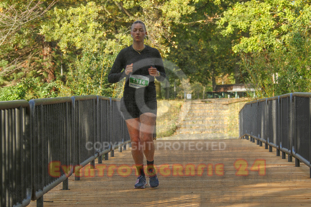 231015_1022_EV4_1471 | Sportfotografie im Rhein-Sieg Kreis, Köln, Bonn, NRW, Rheinland Pfalz, Hessen, etc. Unser Tätigkeitsfeld umfasst den Laufsport vom Volkslauf über den Marathon, Duathlon, Triathon bis zum Ultralauf wie Kölnpfad Ultra oder Schindertrail.