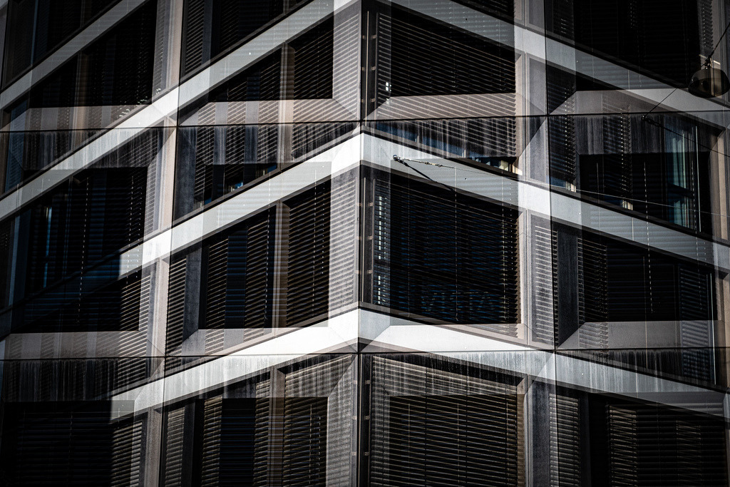 Merfachbelichtung, Liestal | Schöne Fotografien aus der Stadt und der Natur zum bestellen oder selber hochladen. Druck auf Foto, Postkarte, Kalender, FineArt Hahnemühle, Alu-Dibond , Akustikbilder zur Absorption von Schall und Lärm etc. - Realisiert mit Pictrs.com