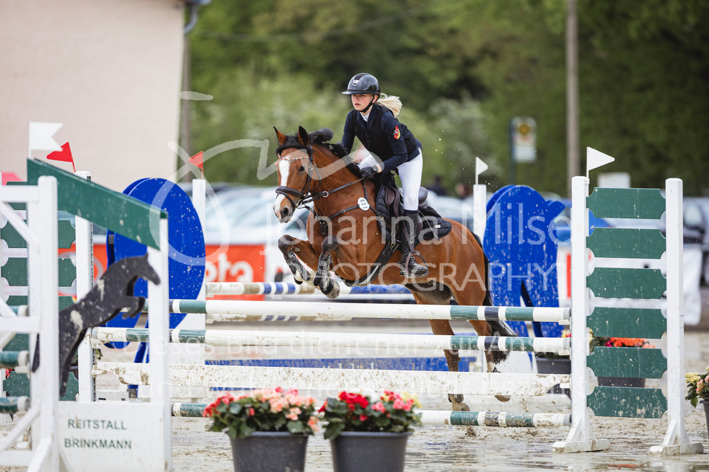 240426_Olfen-Vinnum_PonyTrophy-187 | Deine schönsten Turniermomente als professionelle Fotos! Entdecke hochwertige Pferdesport-Fotografie im Online-Shop. Jetzt Fotos finden & bestellen!