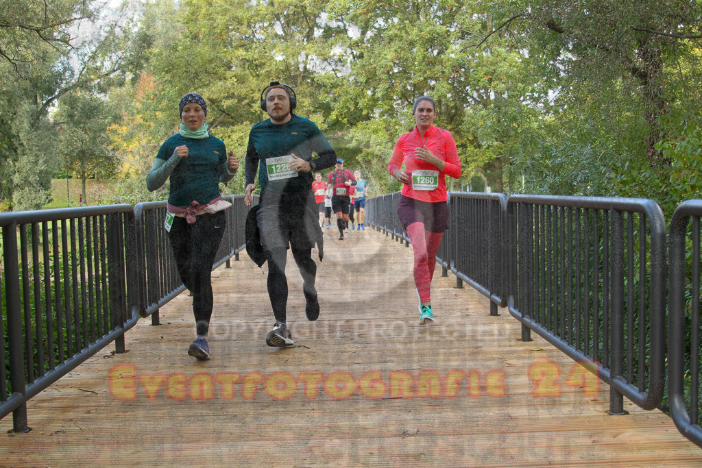 231015_1013_EV4_1128 | Sportfotografie im Rhein-Sieg Kreis, Köln, Bonn, NRW, Rheinland Pfalz, Hessen, etc. Unser Tätigkeitsfeld umfasst den Laufsport vom Volkslauf über den Marathon, Duathlon, Triathon bis zum Ultralauf wie Kölnpfad Ultra oder Schindertrail.